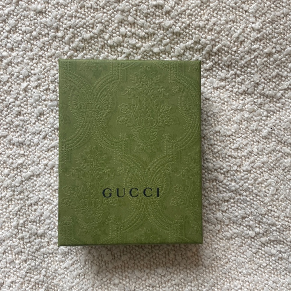 Gucci box